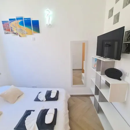 Affittacamere Quarto Com Casa De Banho Privada Tranquilidade Garantida Nazaré